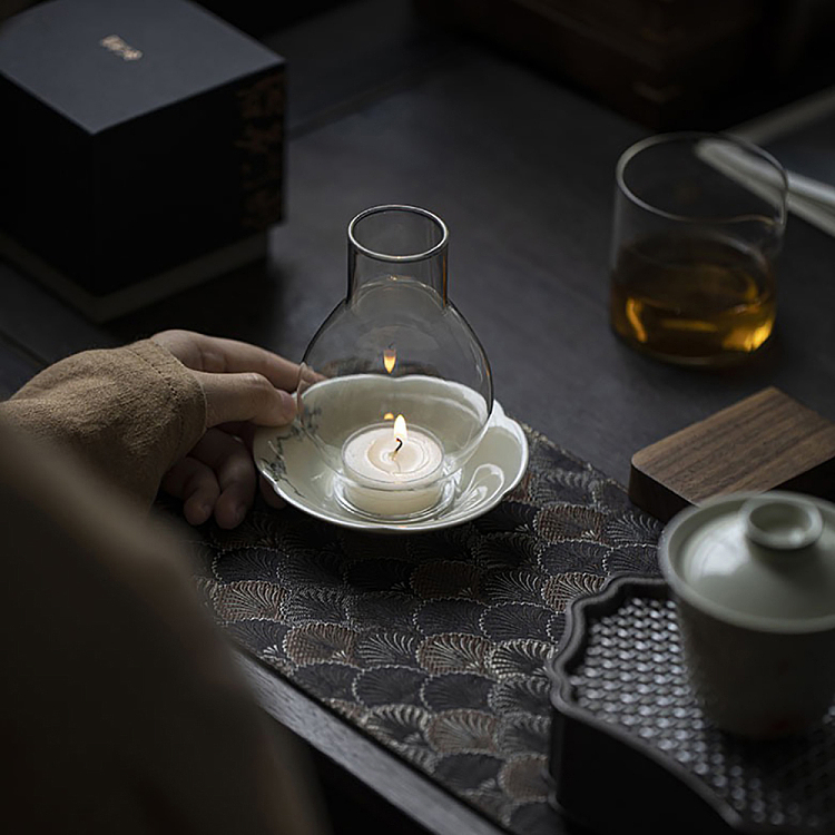 tea-sharing-dream-seeking-candlesticks-4