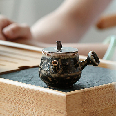 茶分享 茶宠指尖壶 黑釉款 6.5*4.4cm 35ml