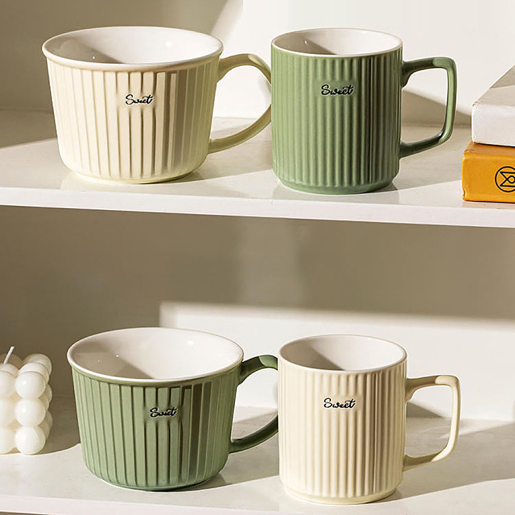 modern-housewife-vertical-stripe-breakfast-mug-green-500ml-1