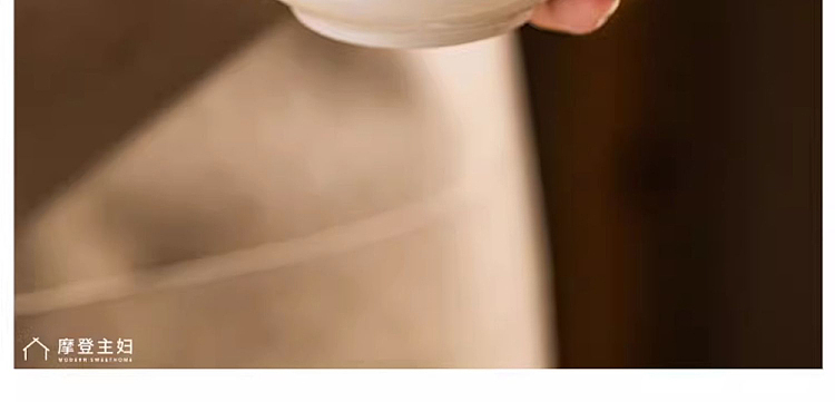 modern-housewife-small-love-hand-held-coffee-mugs-2