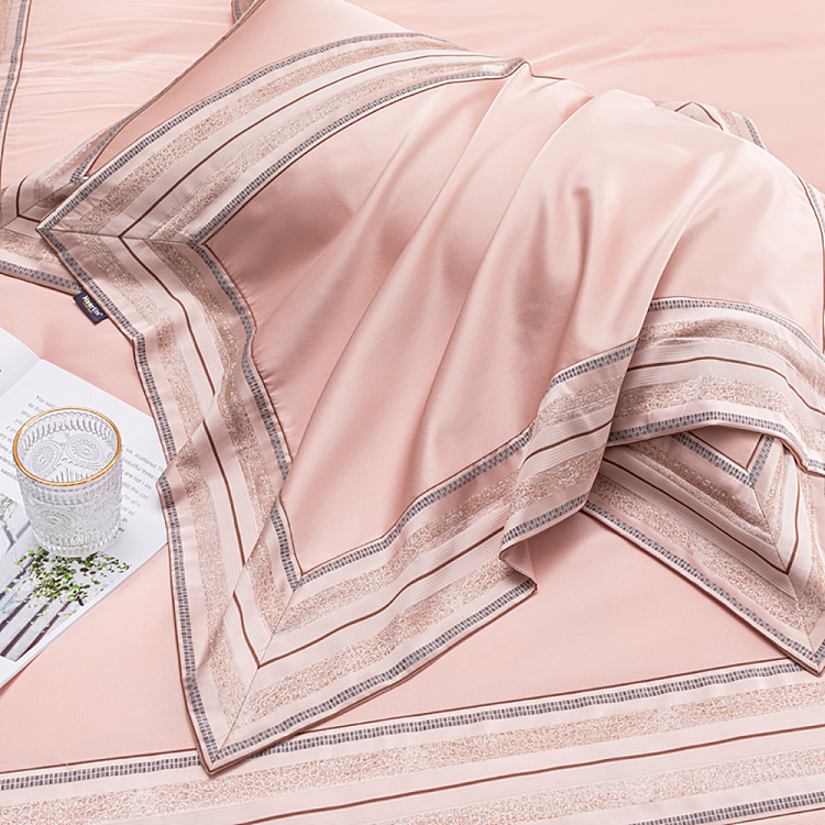 gift-box-with-bagheartin-bed-four-piece-set-dream-aman-pink-queen-6