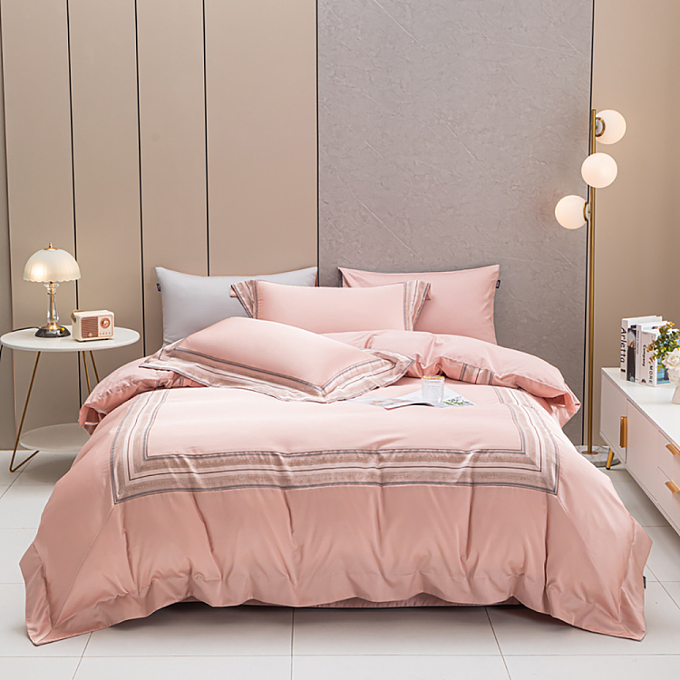 gift-box-with-bagheartin-bed-four-piece-set-dream-aman-pink-queen-1