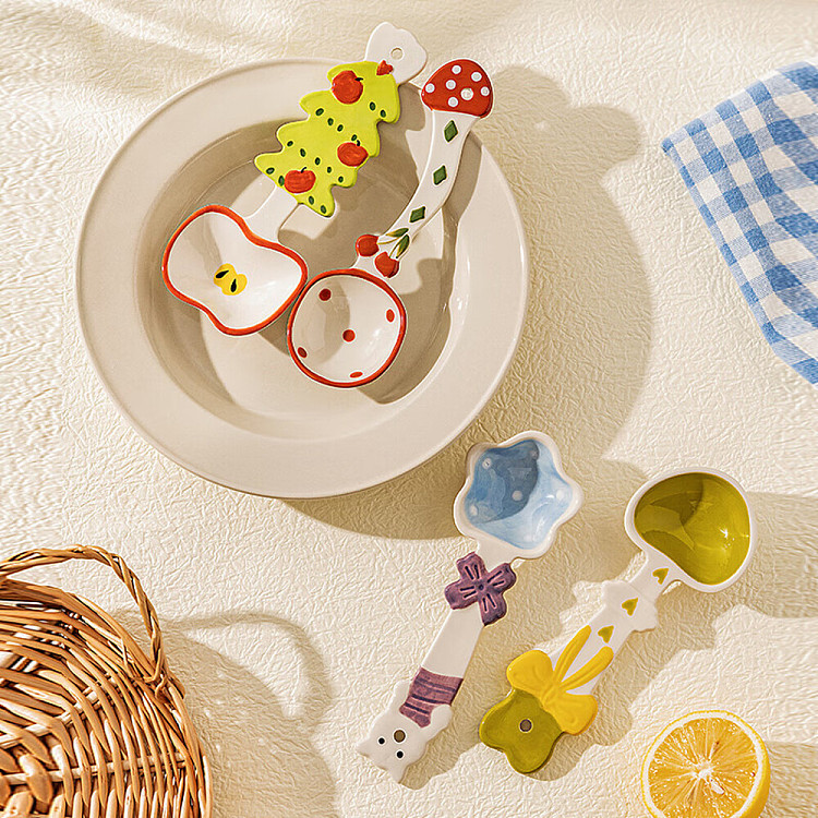 modern-housewife-cute-ceramic-spoon-mushroom-cherry-spoon-1