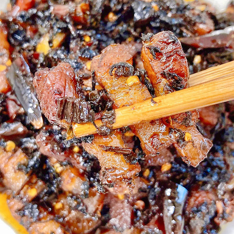fresh-109-knife-big-meal-eat-full-of-roast-pork-with-dried-plum-and-vegetables-700ml-box-set-1