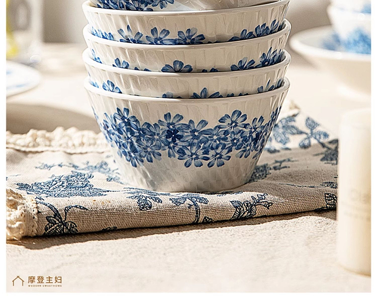 modern-housewife-blue-snowflake-83-inch-soup-plate-11
