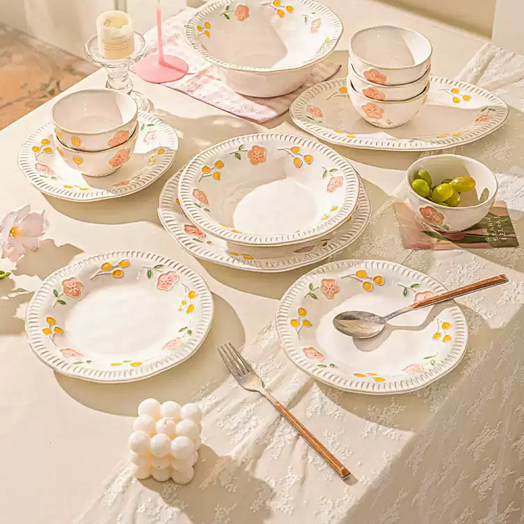 modern-housewife-soup-plate-honey-blossom-room-model-875-in-4