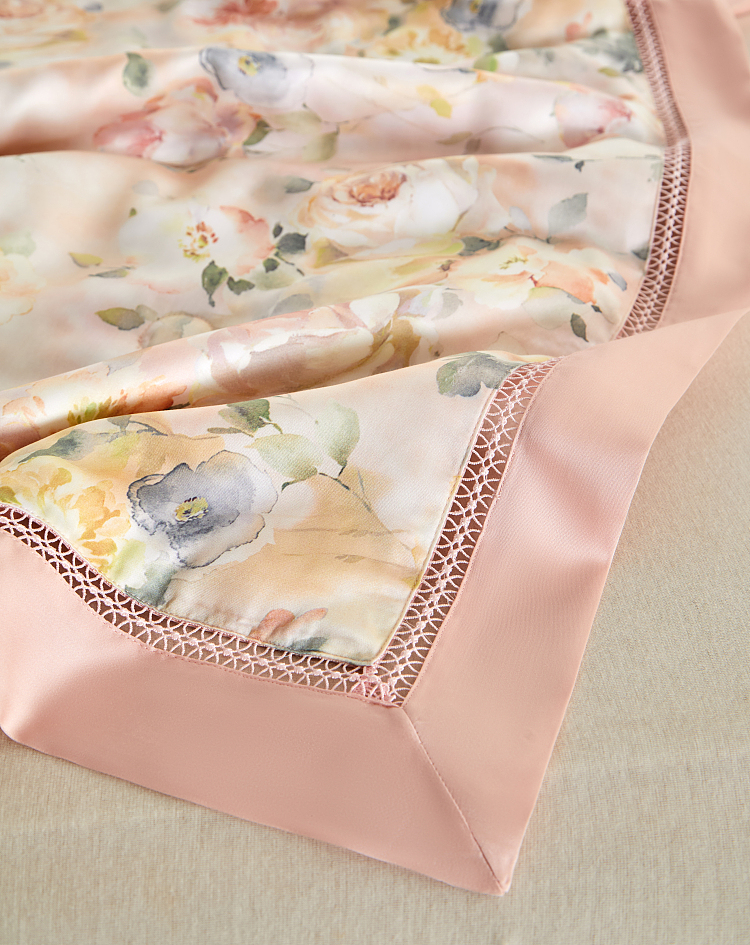 heartin-digital-printed-floral-silk-comforter-2-x-23-m-5
