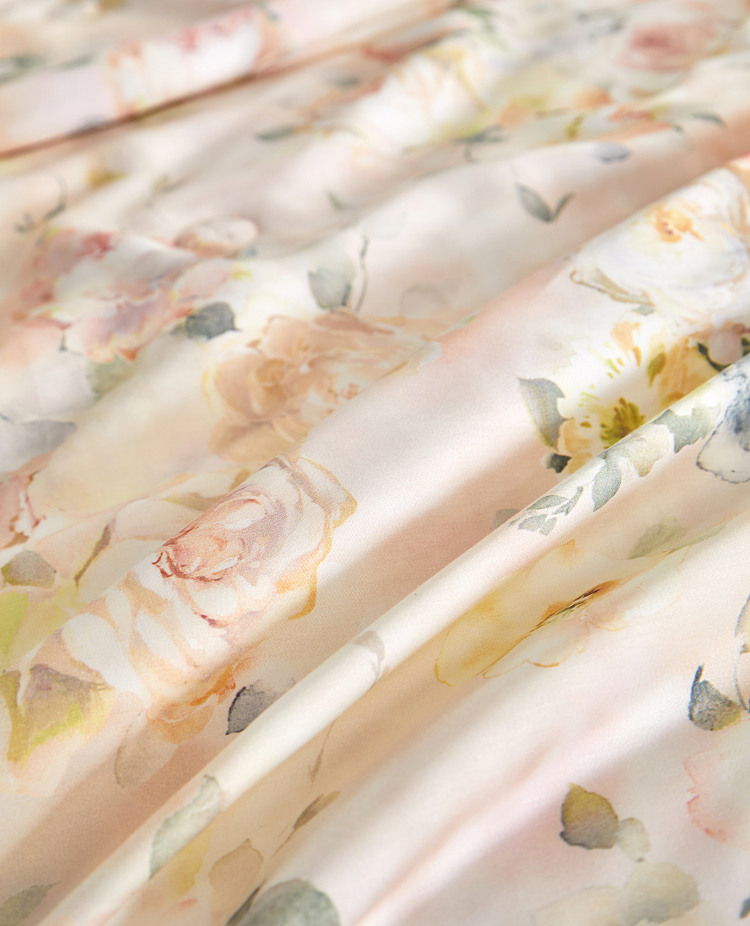 heartin-digital-printed-floral-silk-comforter-2-x-23-m-6