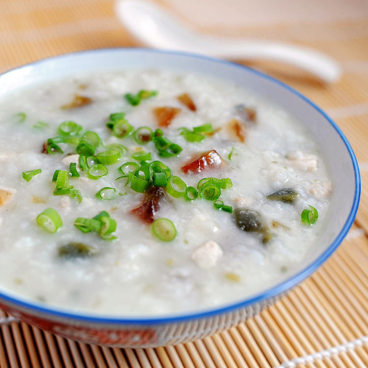 frozen-wenhua-restaurant-preserved-egg-and-lean-pork-congee-400g-1
