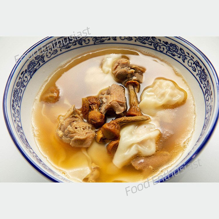 frozen-870g-of-dried-seasonal-peppers-and-tricholoma-matsutake-in-chicken-soup-and-pork-soup-2
