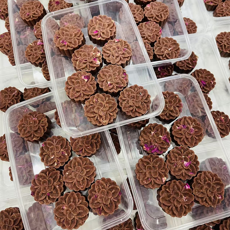 freezeameikang-health-shop-rose-red-bean-cake-8pcs-200g-2