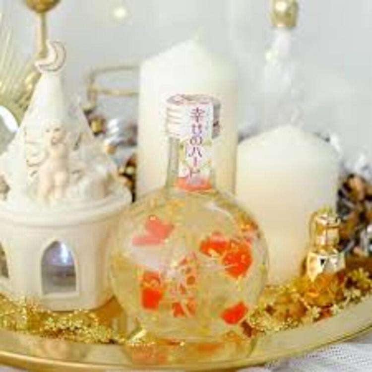 hokoen-heartwarming-angel-lychee-wine-with-gold-foil-9296ml-3