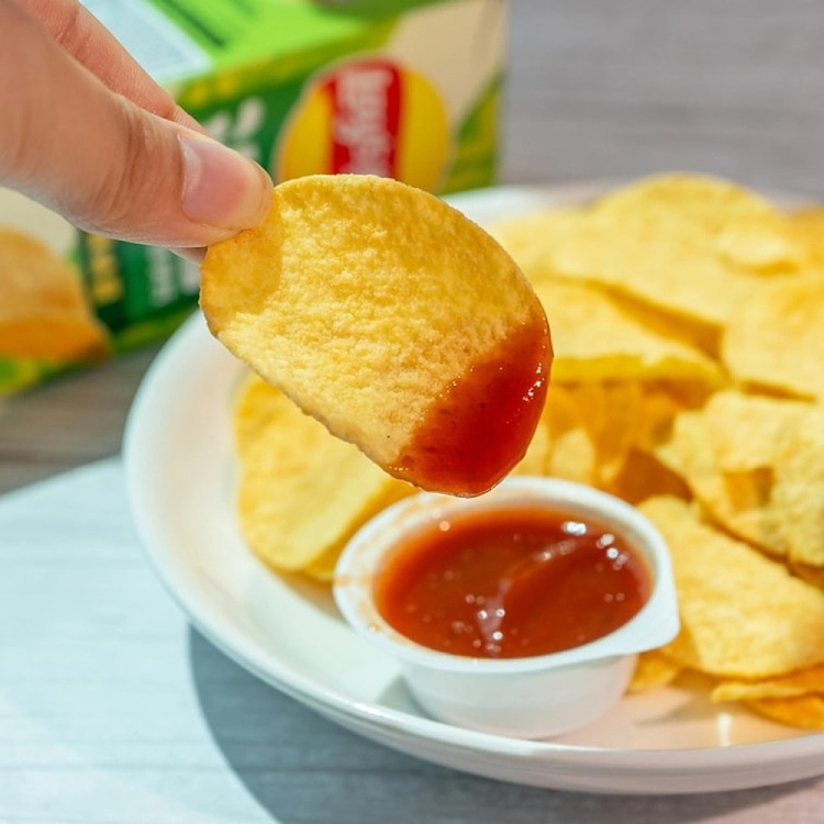 taiwan-imported-lays-dip-sauce-light-snow-salt-flavor-potato-chips-potato-chips-salsa-style-sauce-85g-3