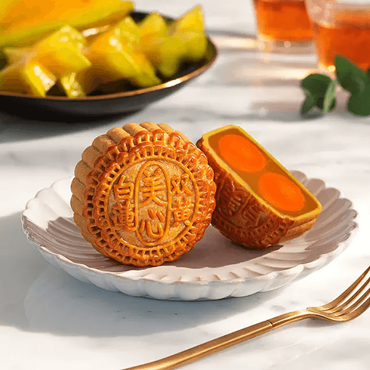 gift-boxhong-kong-maxims-mooncake-double-yolk-white-lotus-seed-paste-mooncake-individual-pack-185g-2