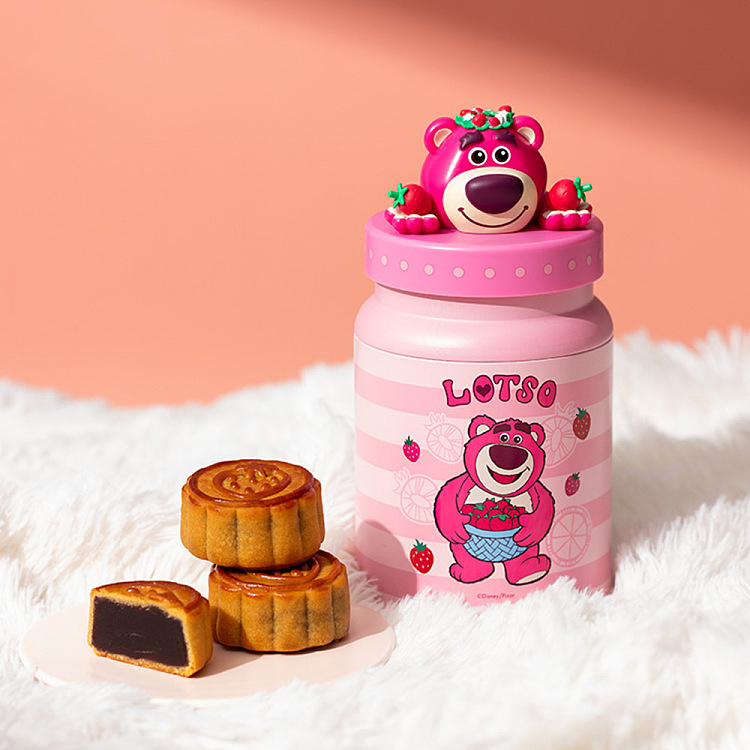 gift-boxhong-kong-maxims-x-strawberry-bear-co-branded-pure-bean-paste-mooncake-4pcs-in-580g-2