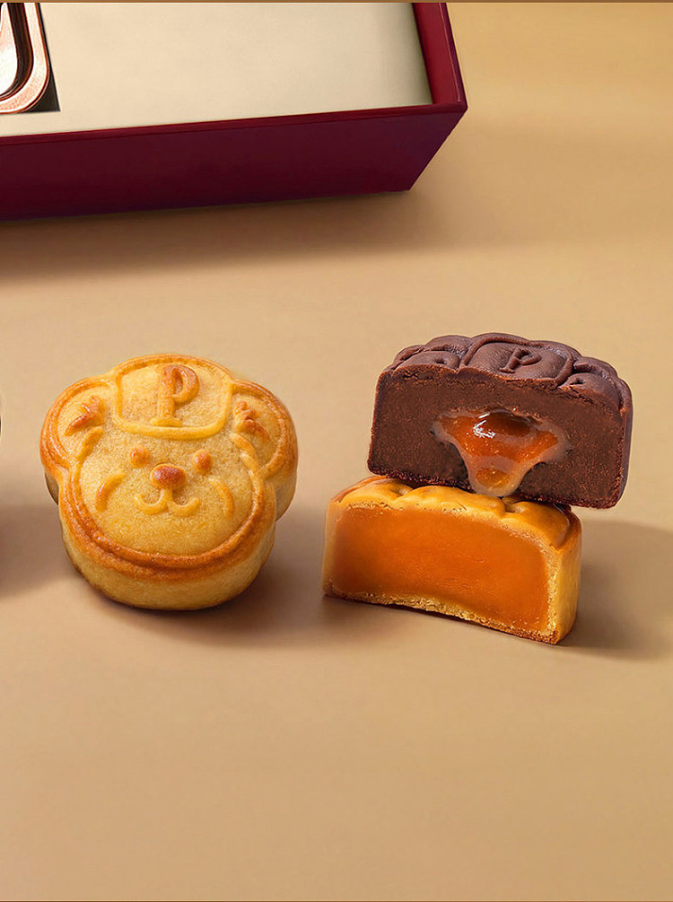 gift-box-the-peninsula-hong-kong-mini-bear-custard-chocolate-mooncakes-6-piece-box-180g-6