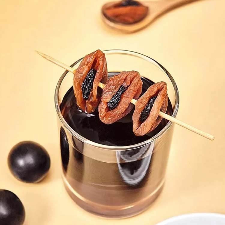 plum-chanyu-dried-plum-fruit-sandwich-plum-with-grapes-70g-2
