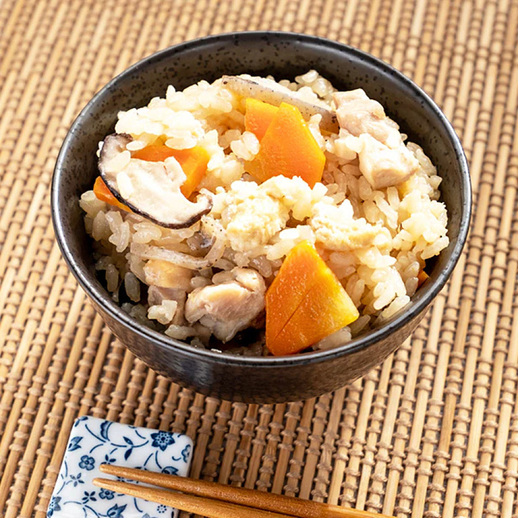 kikkoman-manji-select-maru-soy-sauce-1l-2