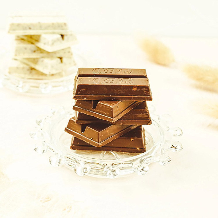 nestle-kitkat-mini-wafer-sandwich-cookies-strawberry-chocolate-120g10pc-3