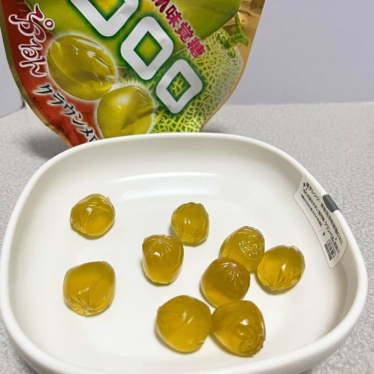 uha-mikakuto-gummy-crown-honeydew-melon-flavor-40g-2