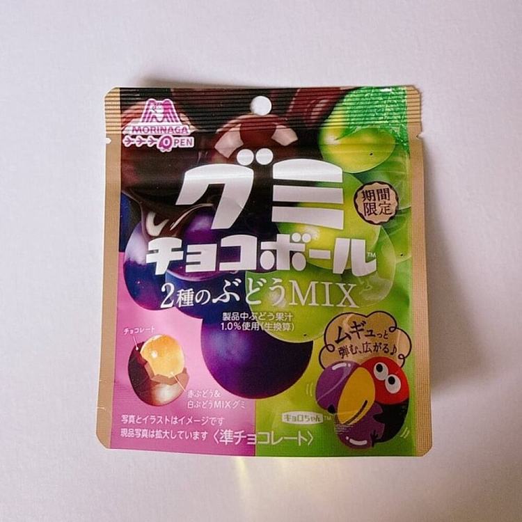 morinaga-chocolate-ball-fudge-double-grape-flavor-47g-2