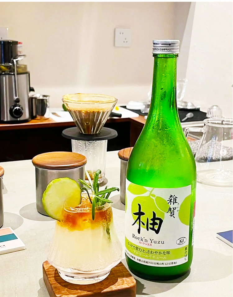 saika-saika-non-alcoholic-fruit-wine-yuzu-flavor-720ml-11