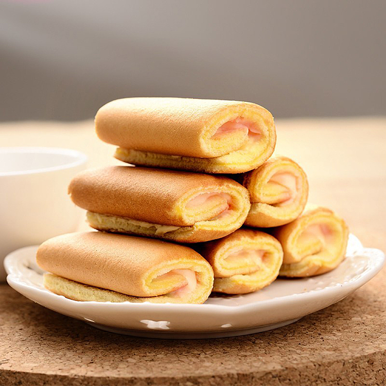 pan-pan-swiss-roll-banana-240g-2