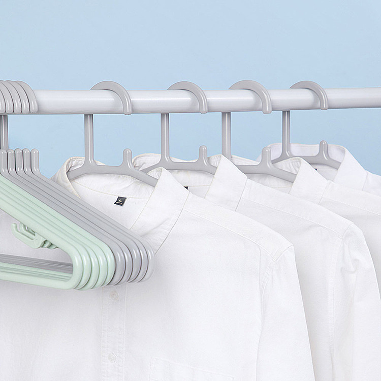 camellia-auspicious-clothes-hanger-460-green-and-gray-2-colors-randomly-shipped-5pcs-3