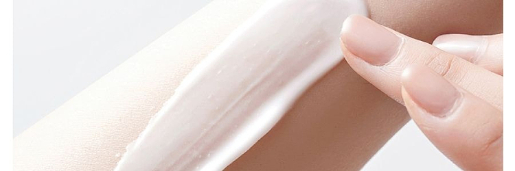 half-acre-brightening-brightening-fragrance-body-lotion-250ml-35