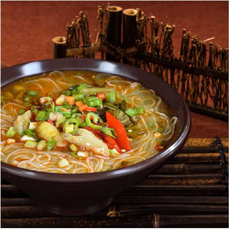 white-family-old-pickled-vegetables-convenient-vermicelli-bowl-110g-2