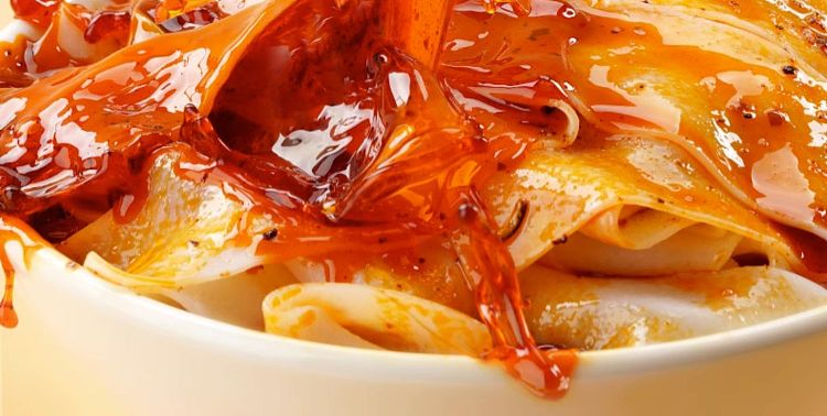 ah-foon-red-oil-noodle-skin-with-sesame-sauce-flavor-120g-8