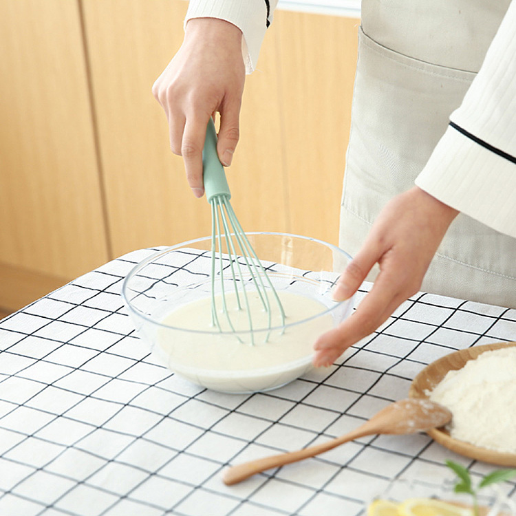fasola-hand-whisk-olive-green-1