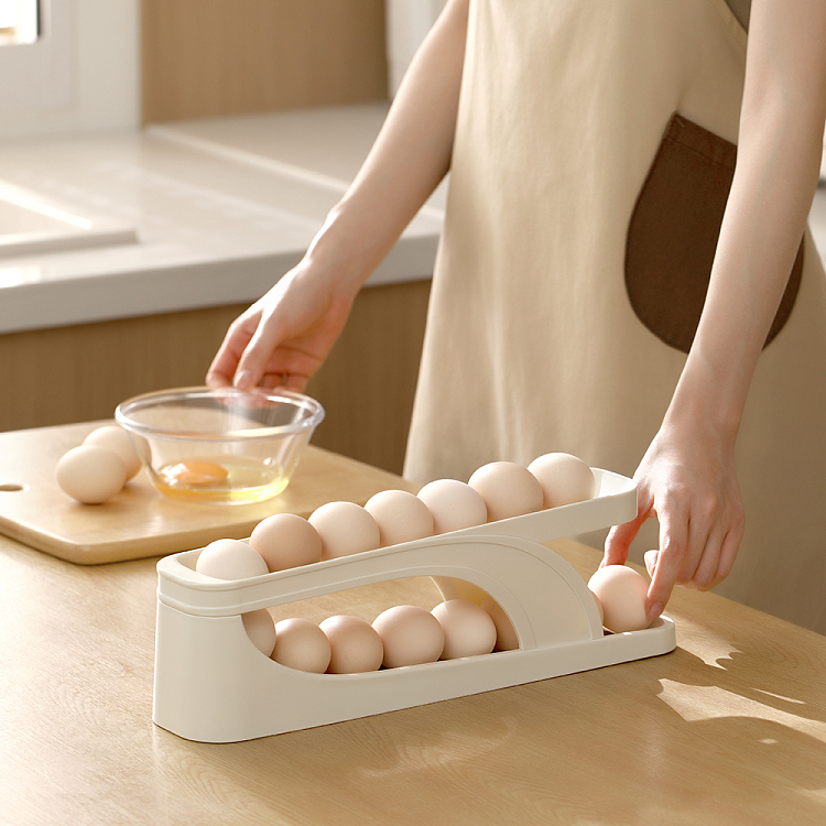 fasola-slide-egg-carton-beige-and-white-1