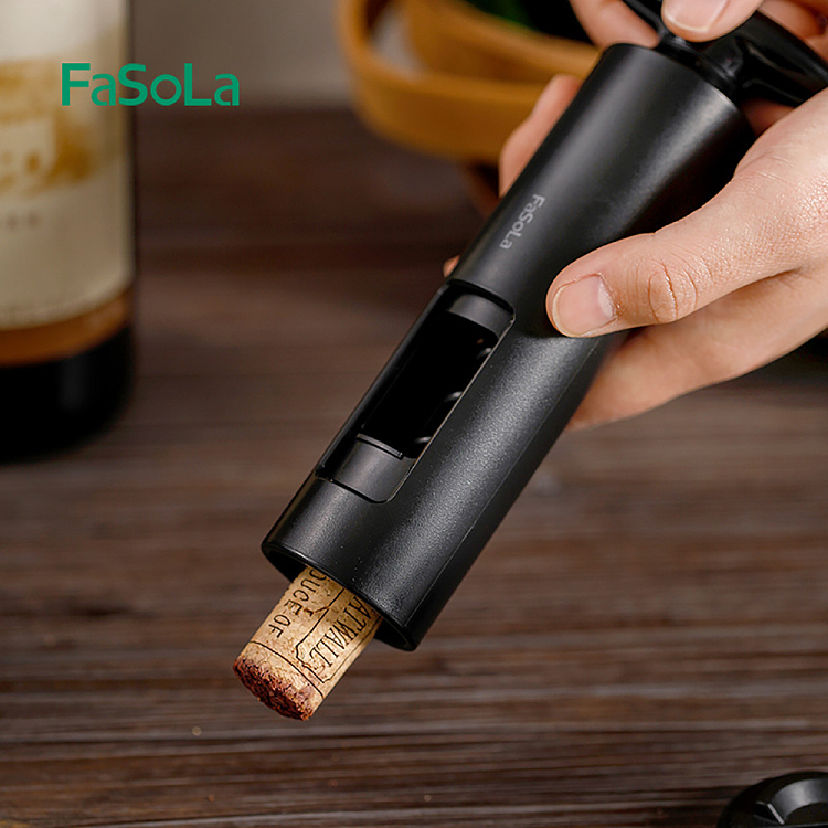 fasola-wine-bottle-opener-black-3