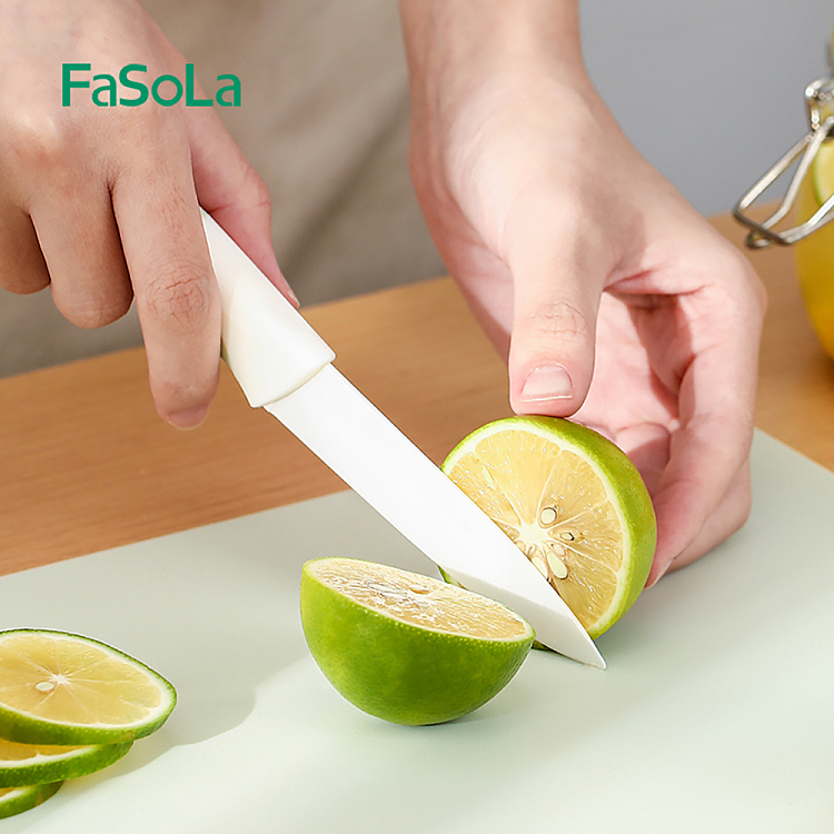 fasola-4-ceramic-fruit-knife-olive-green-2
