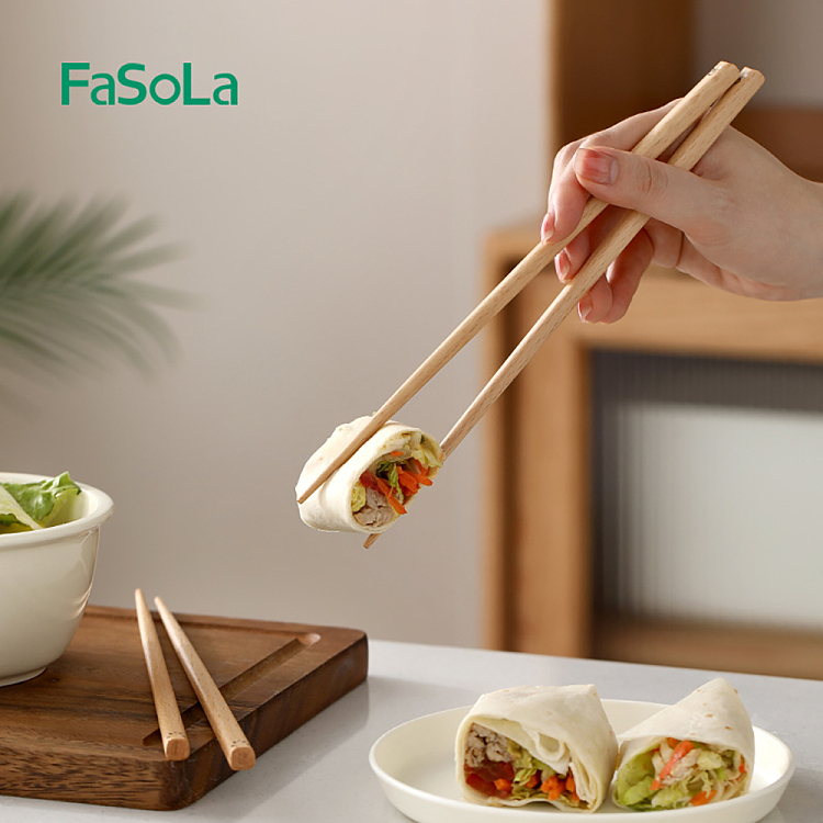 fasola-cartoon-wooden-chopsticks-panda-3