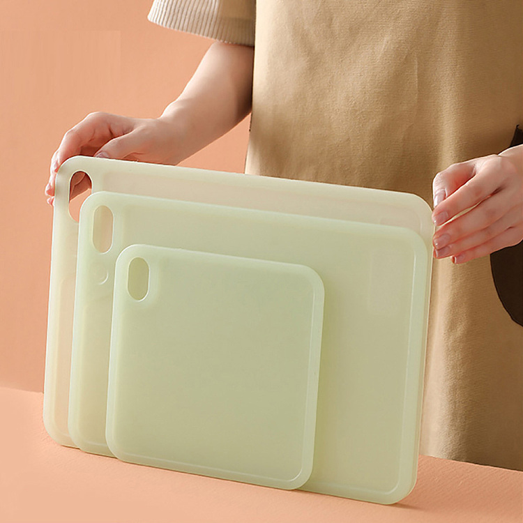 fasola-lotus-mist-antibacterial-cutting-board-green-medium-1