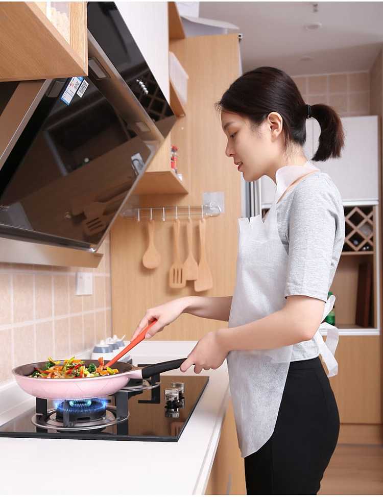 fasola-kitchen-waterproof-grease-proof-non-woven-disposable-apron-white-7349cm-10-pieces-6