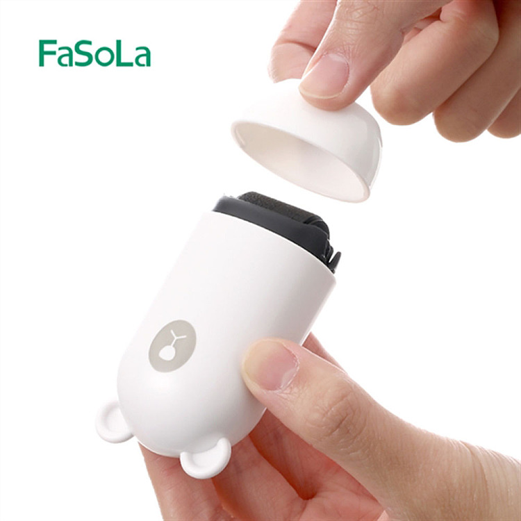 fasola-bear-confidential-seal-white-78431cm-3