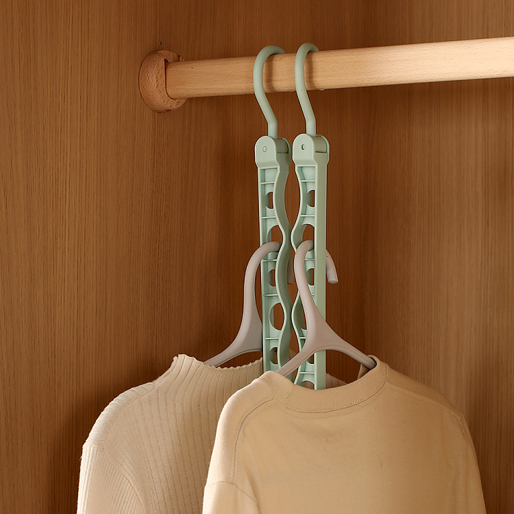 fasola-foldable-hanger-green-2