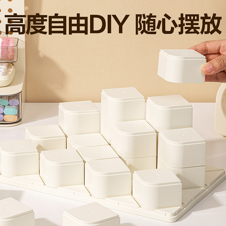 deli-translucent-stackable-organizer-stage-model-2