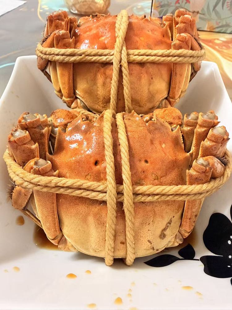 frozen-ruyuxiang-huadiao-marinated-drunken-crab-2-piece-pack-female-crabs-350g-2