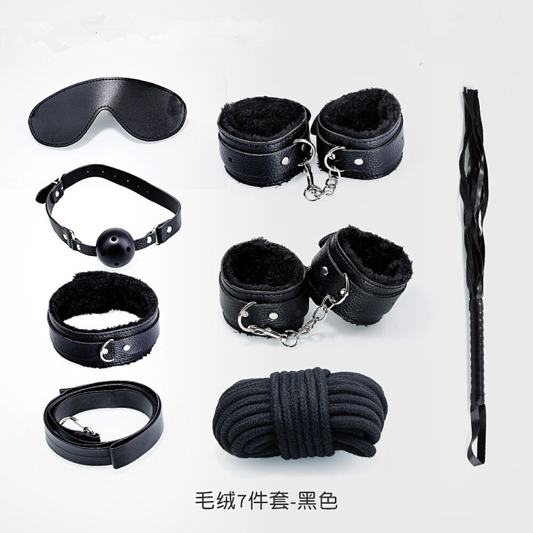riddler-bound-leather-plush-7-piece-set-black-1