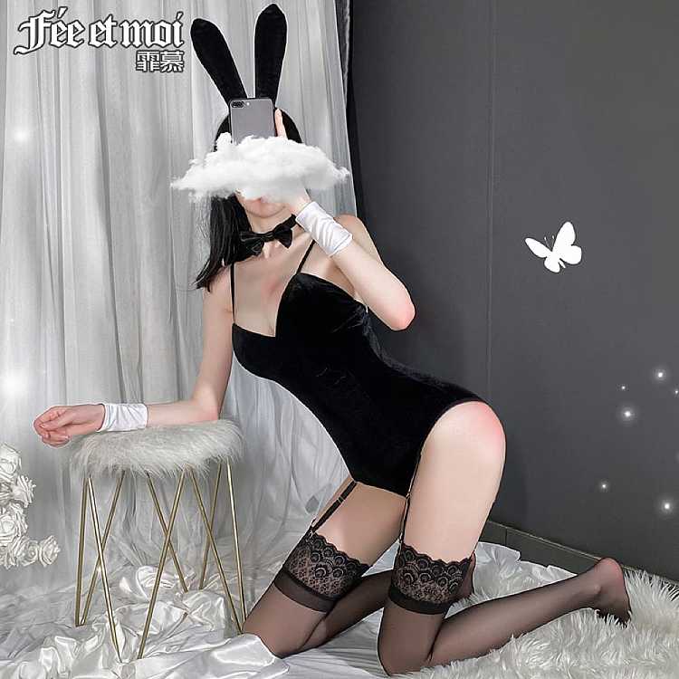 fei-mu-erotic-lingerie-sexy-concealed-button-rabbit-girl-set-average-size-16588a-black-4