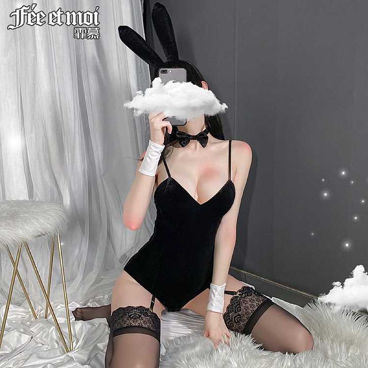 fei-mu-erotic-lingerie-sexy-concealed-button-rabbit-girl-set-average-size-16588a-black-5