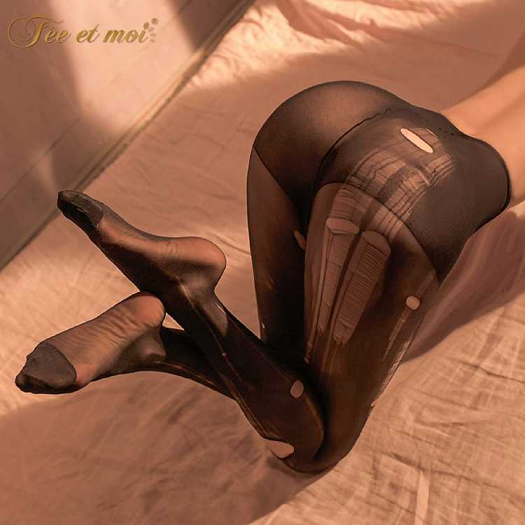 fei-mu-erotic-lingerie-thin-transparent-wild-hand-tear-pantyhose-even-size-black-4