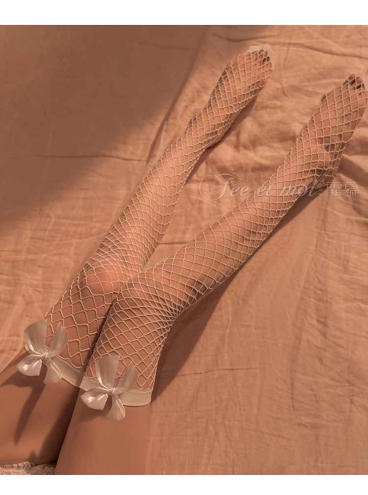 fermo-sweet-bow-long-stockings-white-14