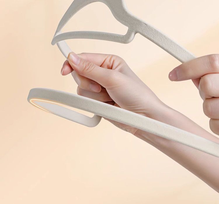 taili-thin-shoulder-flocking-hanger-beige-10pcs-included-13