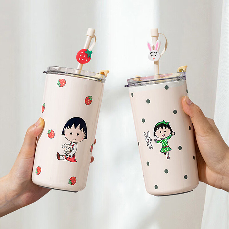 modern-housewife-strawberry-marble-straw-insulated-mug-1