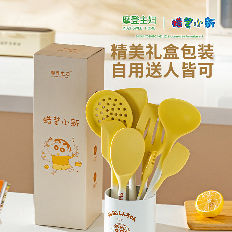 modern-housewife-crayola-silicone-leaky-spatula-5